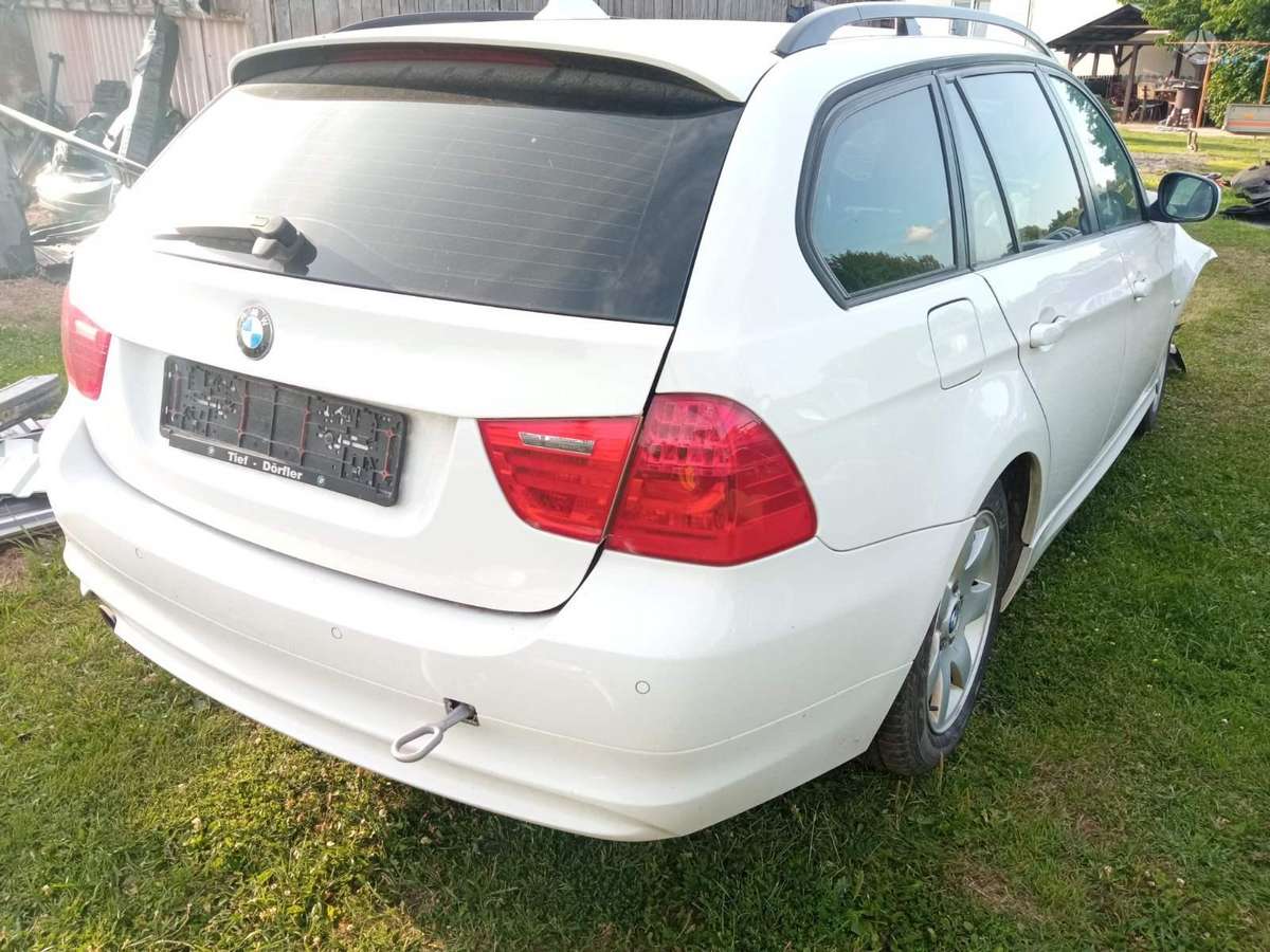 BMW 320, N47D20C, dalimis