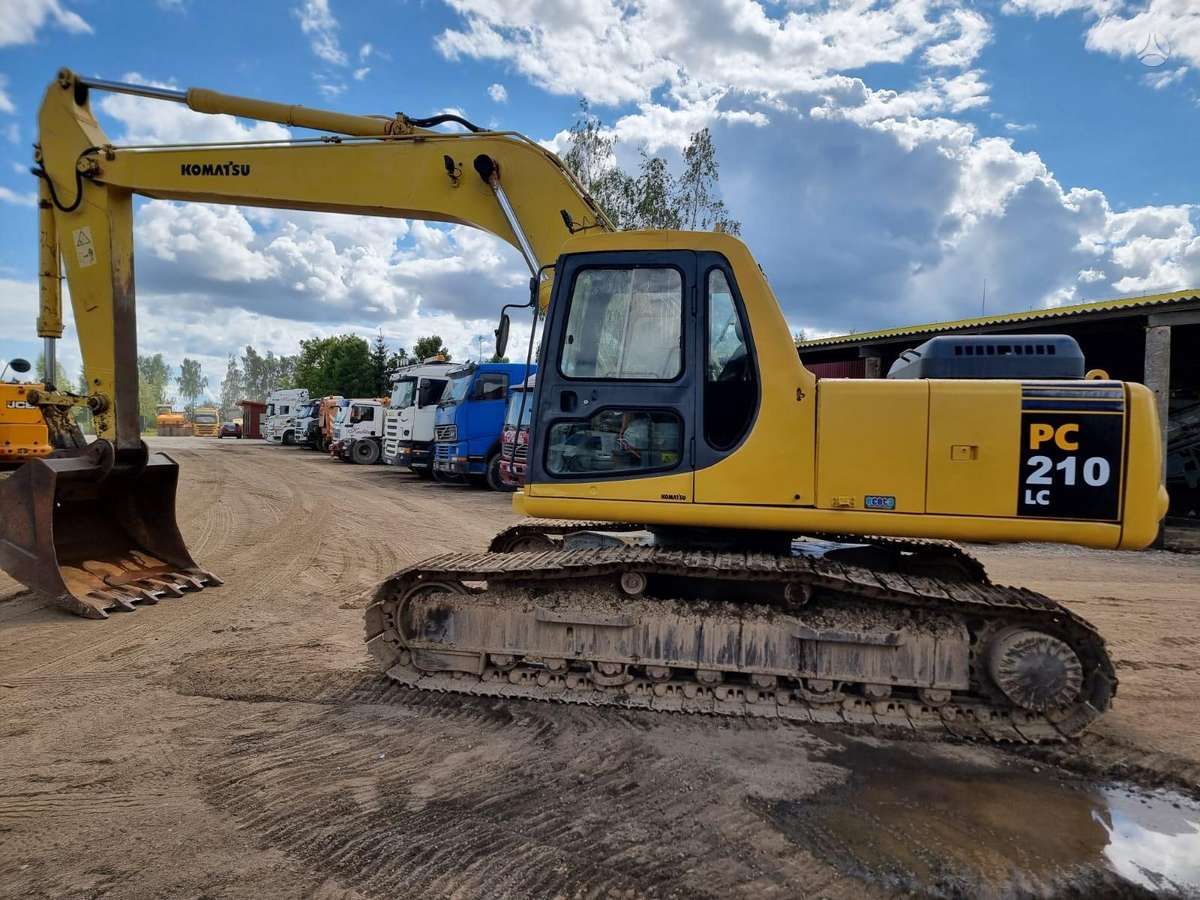 Komatsu PC 210 - 6, экскаваторы