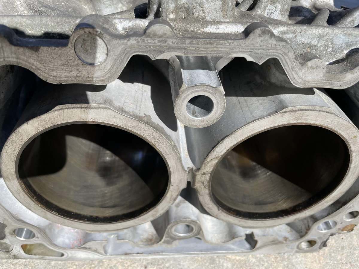 Subaru BRZ, FA20, dzinēja bloks