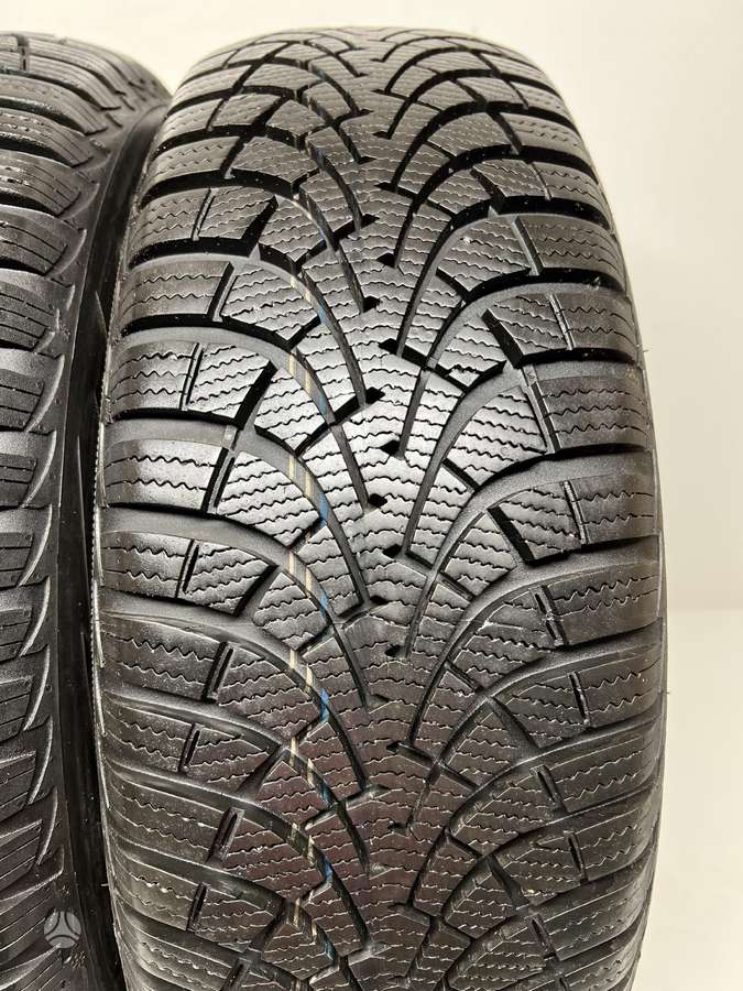 Goodyear UltraGrip 9, winter 205/60 R16