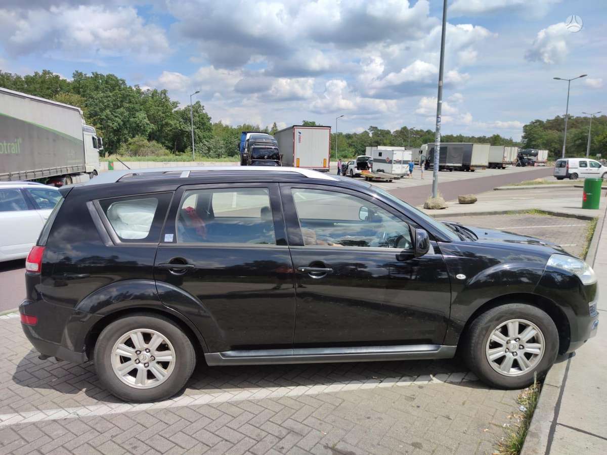 Citroen C-Crosser