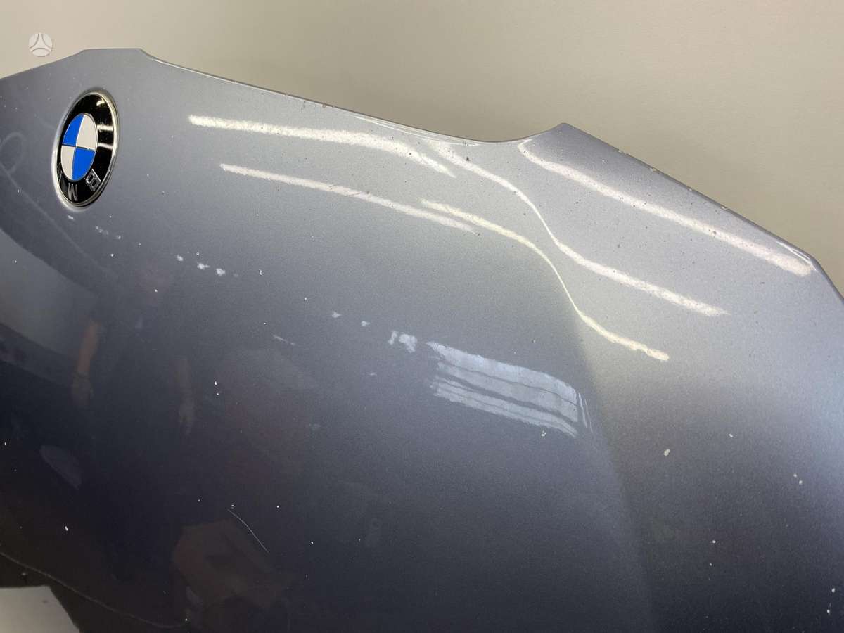BMW 330 hood (front, rear)