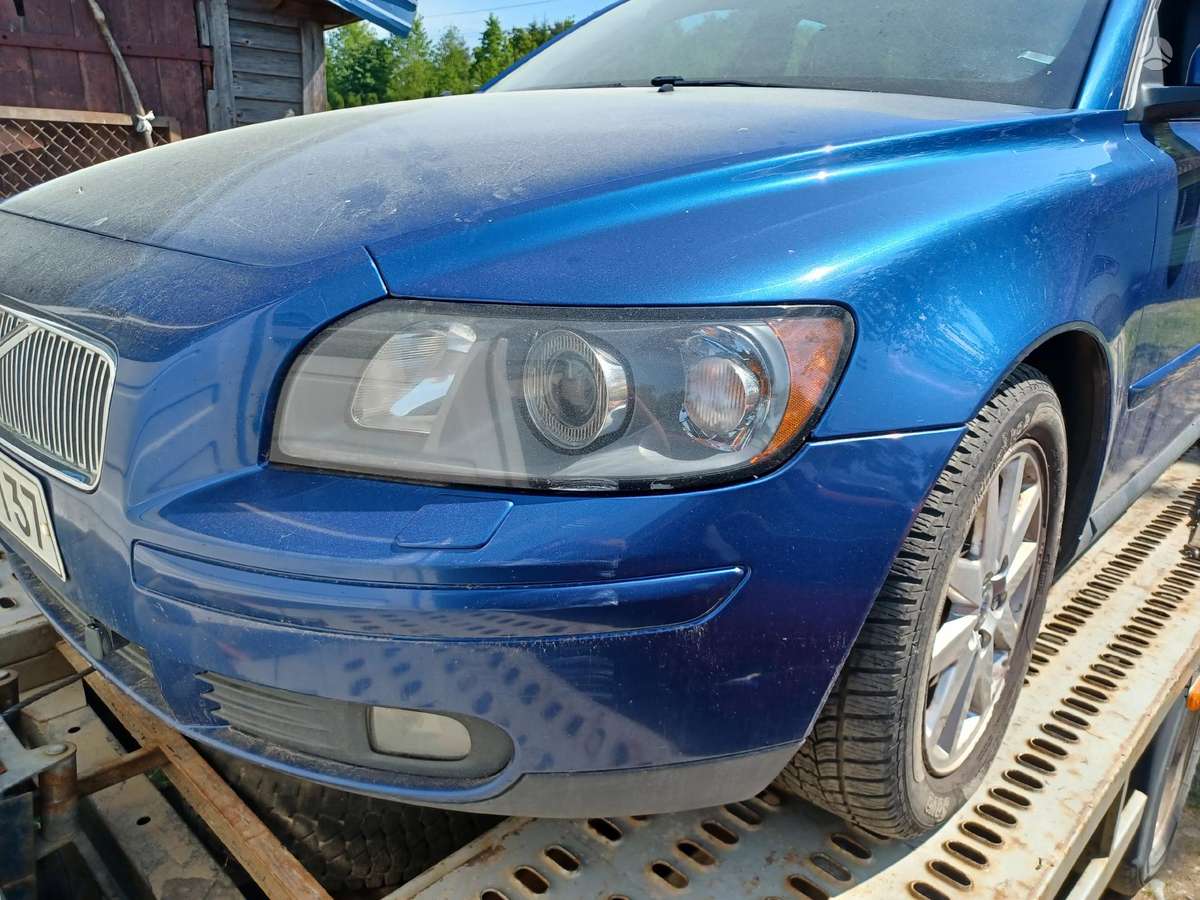 Volvo V50
