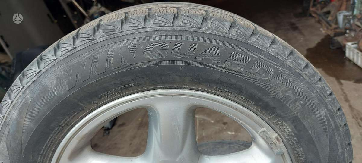Roadstone GUARD ice, всесезонные 215/65 R16