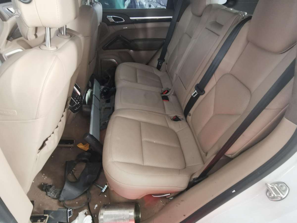 Porsche Cayenne rezerves daļās