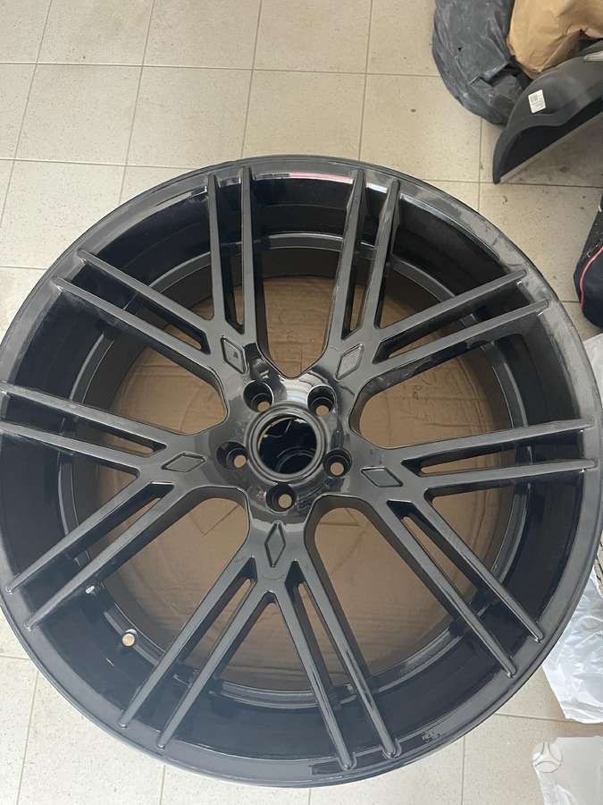 Dodge, lengvojo lydinio, R22