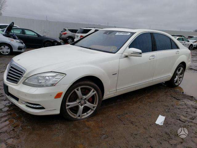 Mercedes-Benz S550 по частям