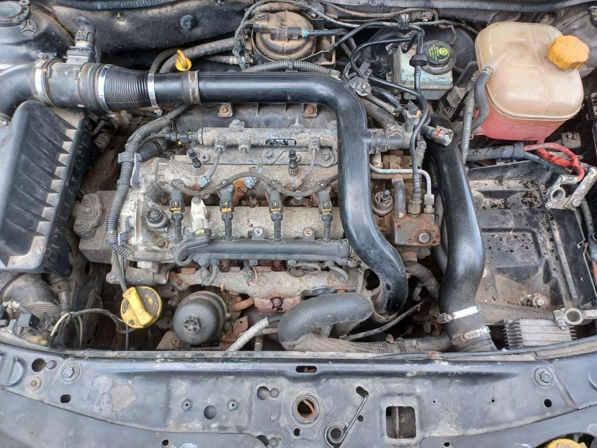 Opel Astra Neviena ardyta