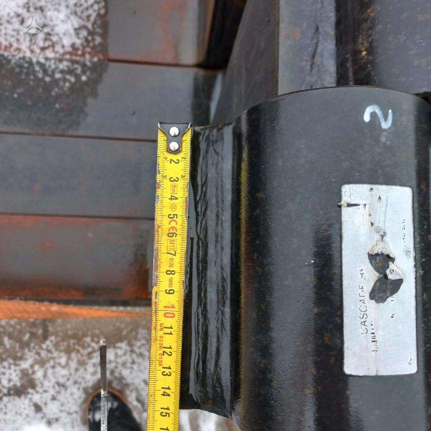 -Kita- Šakės, forklifts