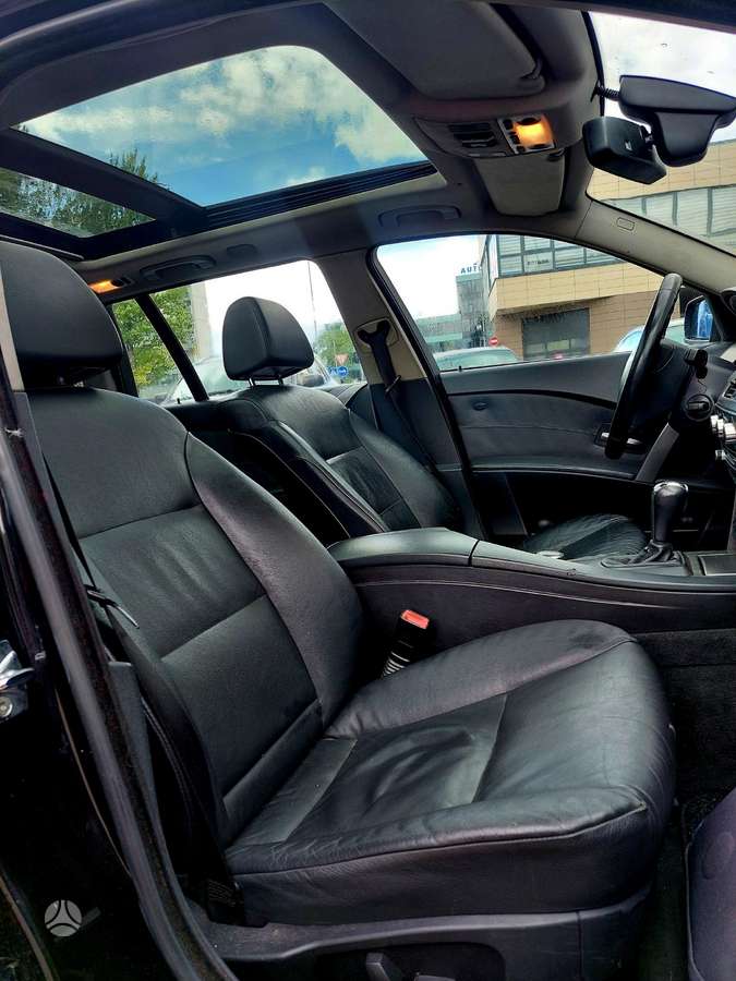 BMW 530, Универсал