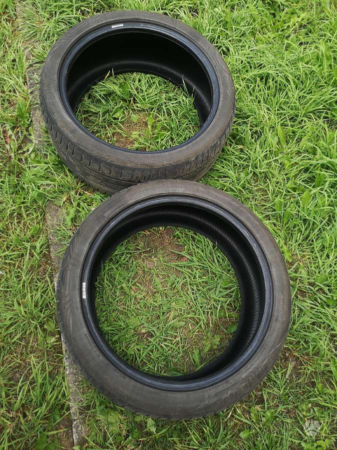 Vredestein, universalios 235/40 R19