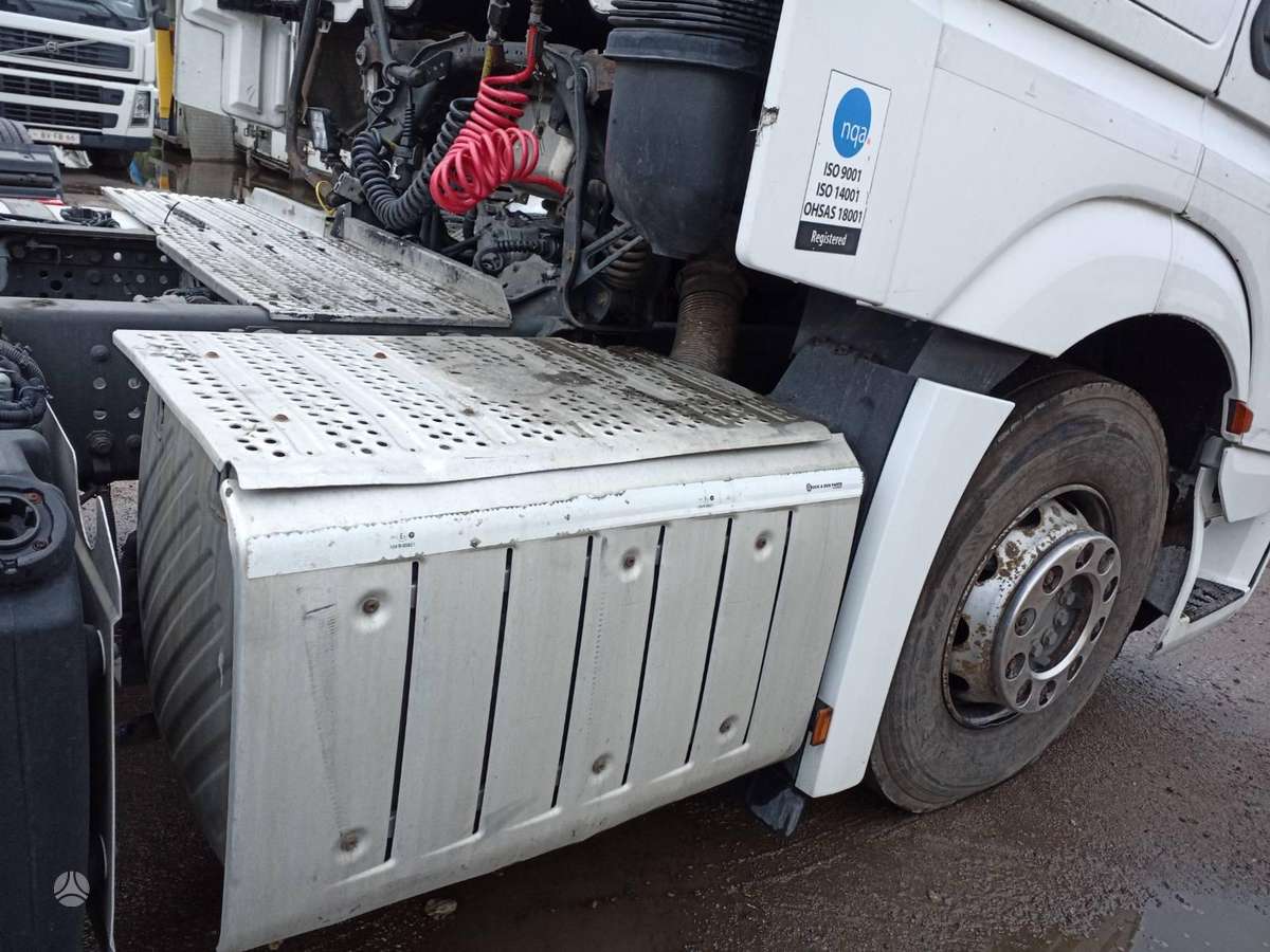 Mercedes-Benz ACTROS, vilkikai