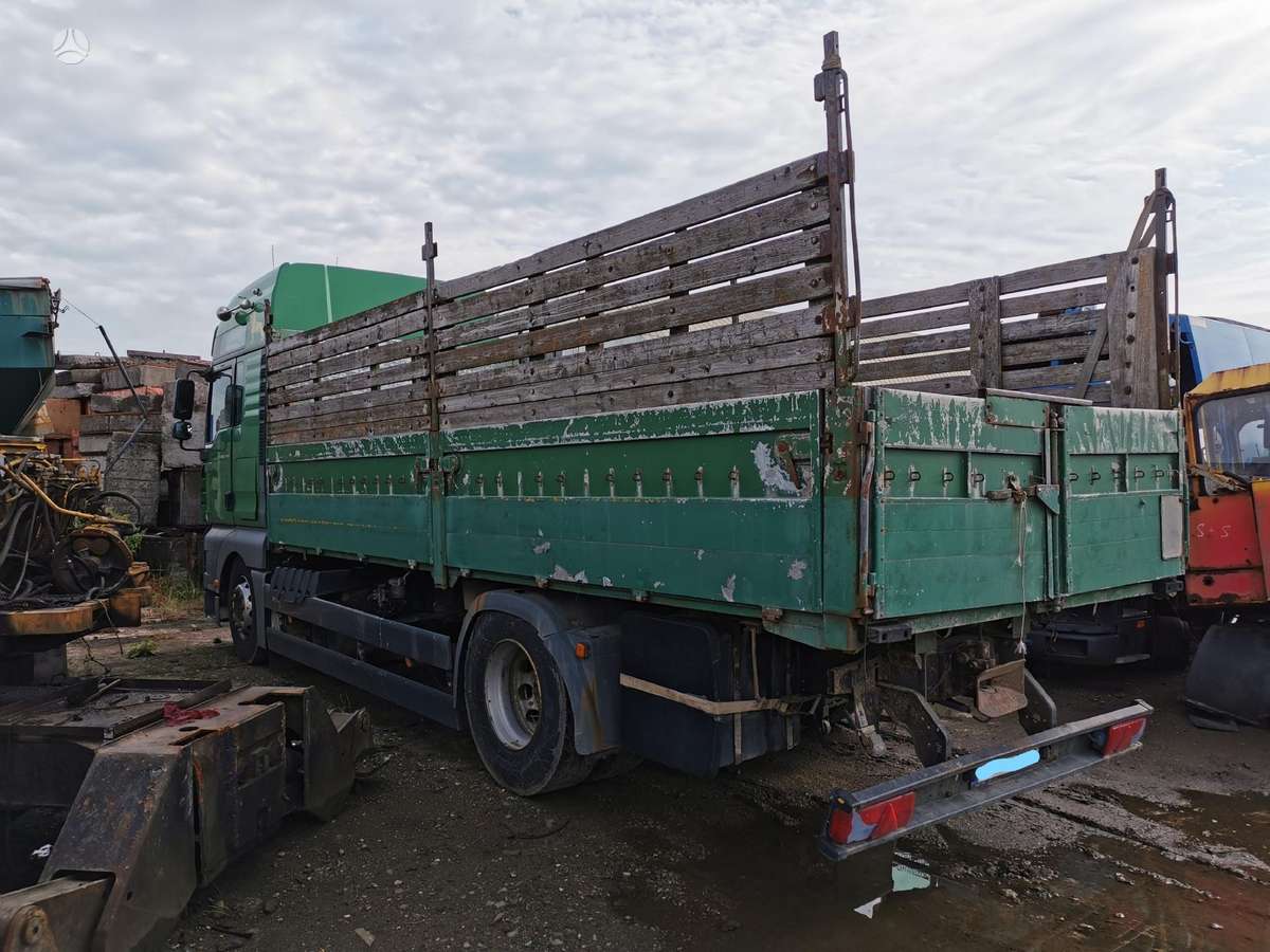MAN TGA 18.480, trucks