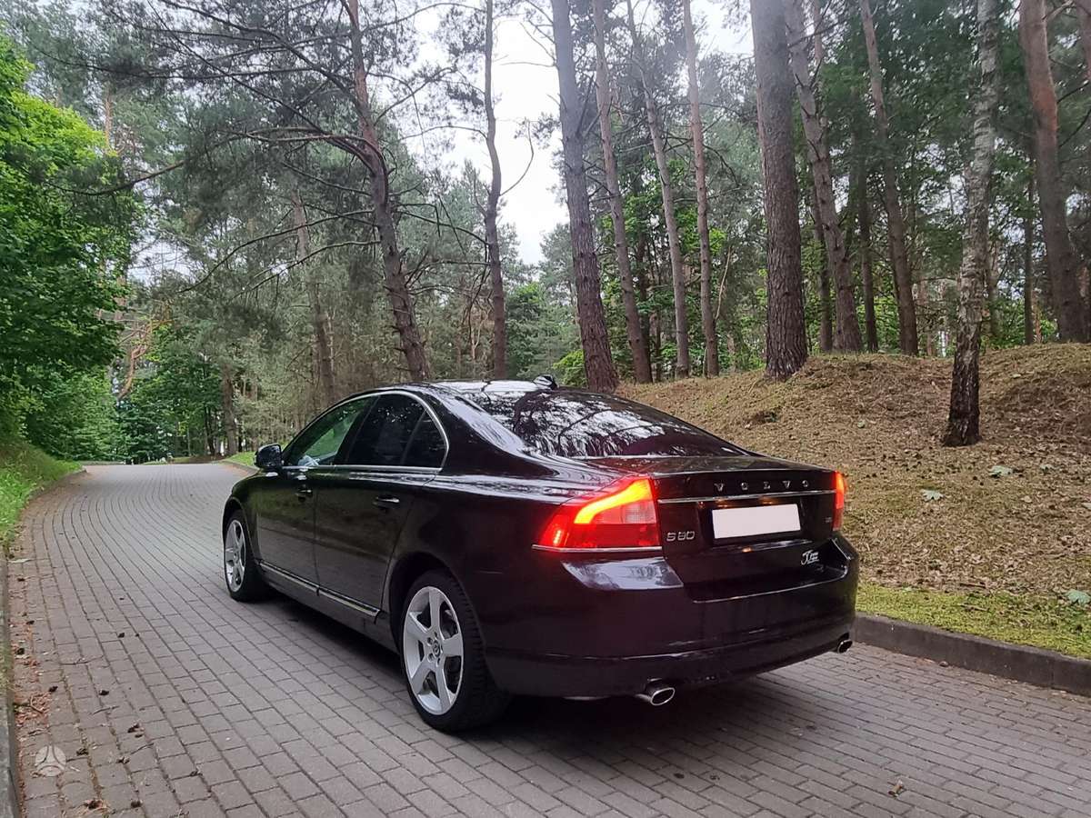 Audi Q7, 3.0 l., off-road / crossover
