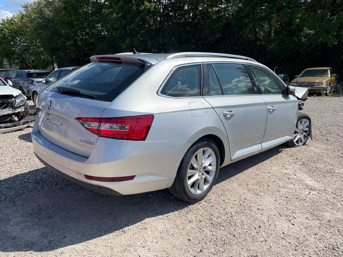 Skoda Superb Variklis dfg