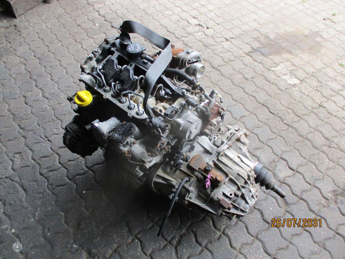 Renault Trafic Variklis 2 0d m9r 780