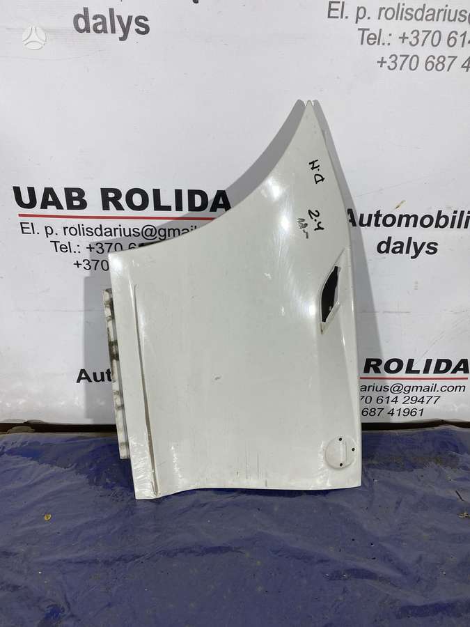 BMW Z4 fenders, lights