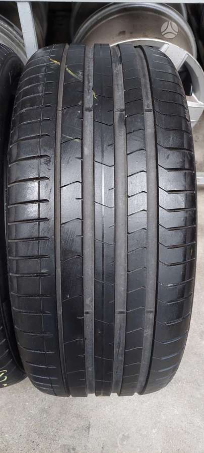 Pirelli, vasaras 275/40 R21
