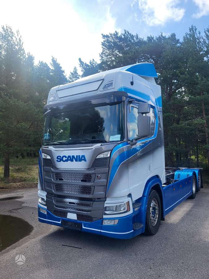 Scania R450 6x2, trucks