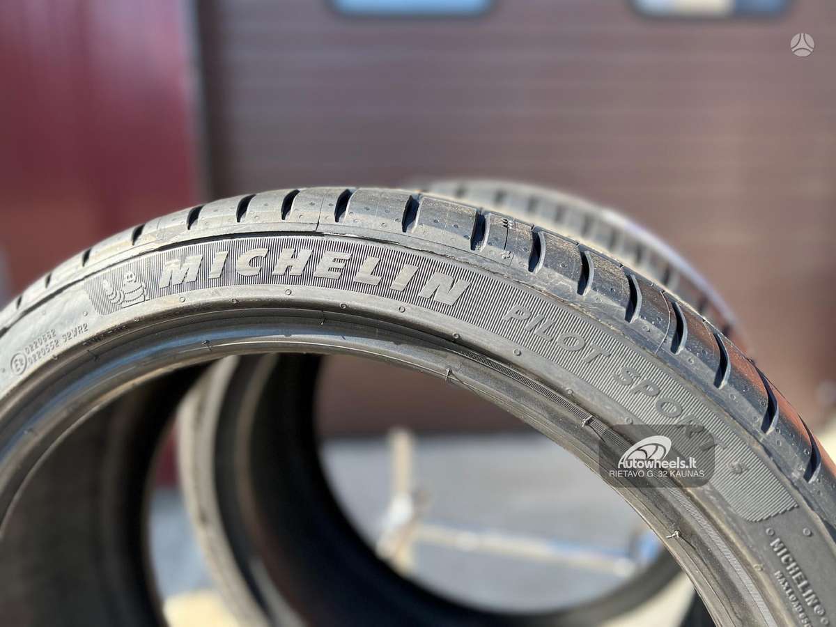 Michelin Pilot Sport 5, summer 225/40 R19