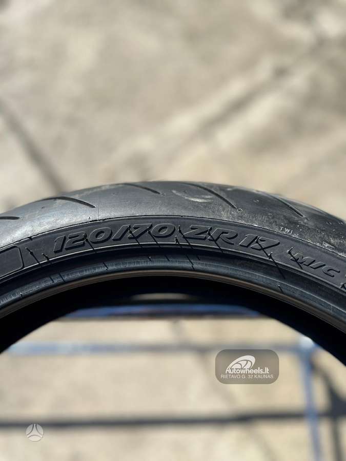 Pirelli Diablo Roso 3, summer 120/70 R17