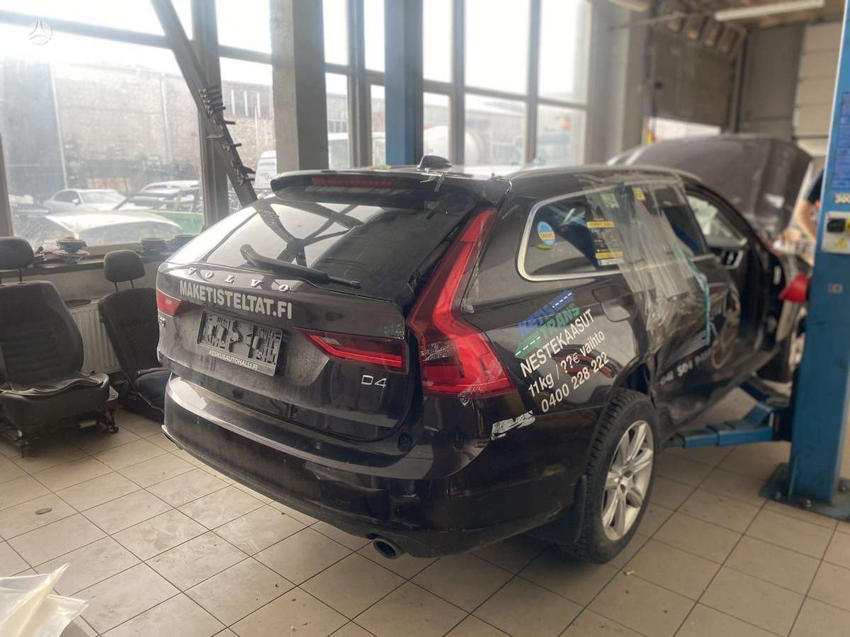 Volvo V90 Komplektinis priekis