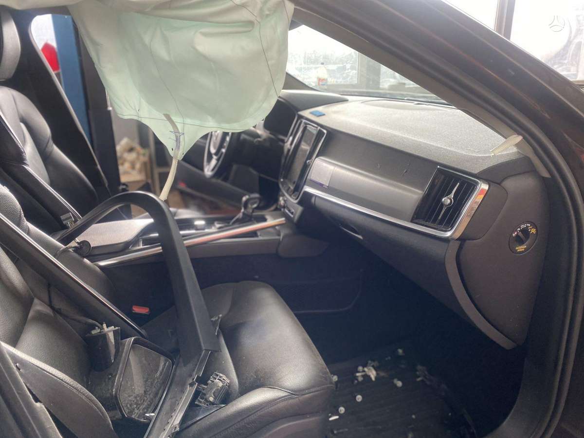 Volvo V90 Komplektinis priekis