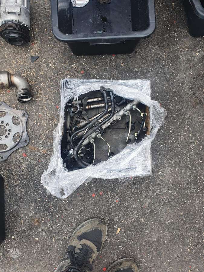 Kia Sorento engine parts