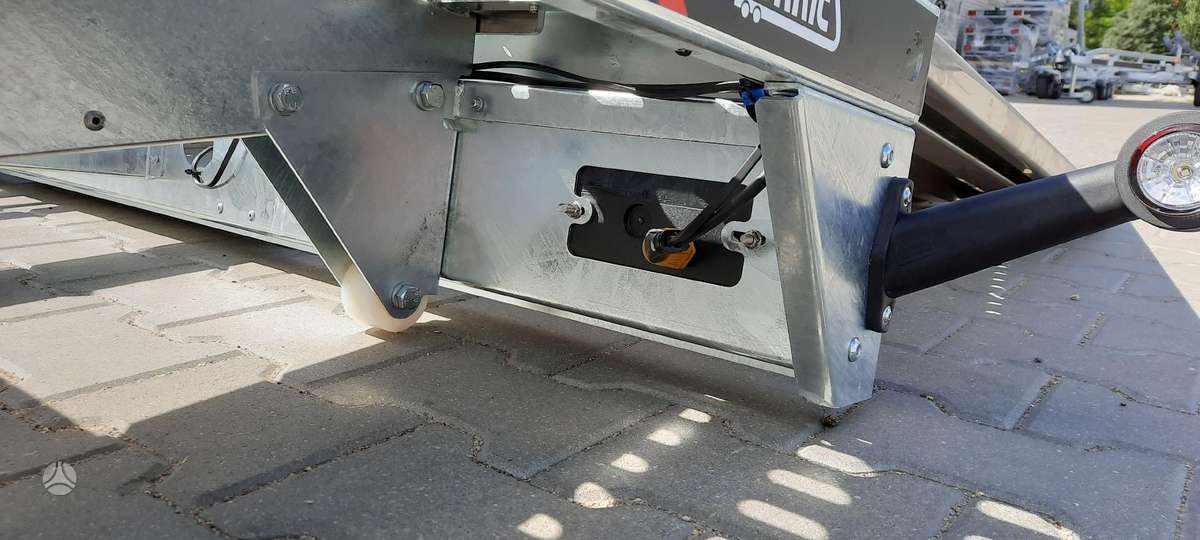 LORRIES PL35-5021, auto treileris