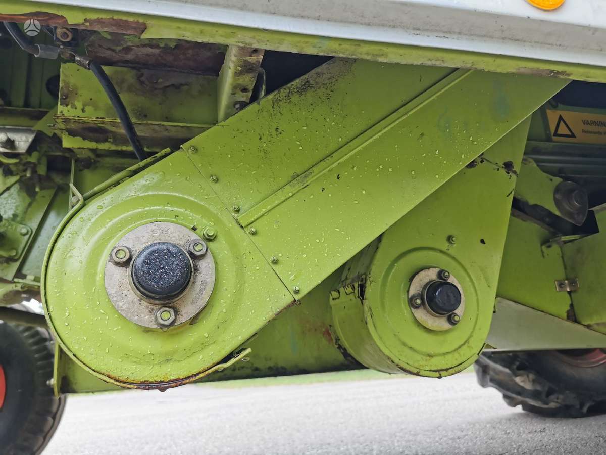 Claas Dominator 68, kombainai