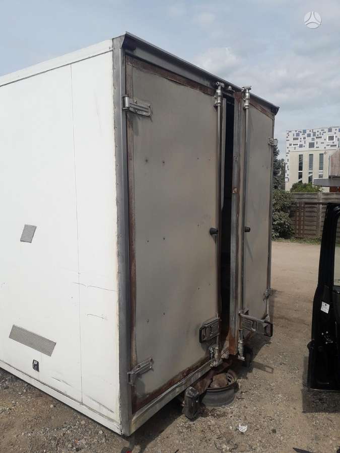 Iveco Daily 220x220x425
