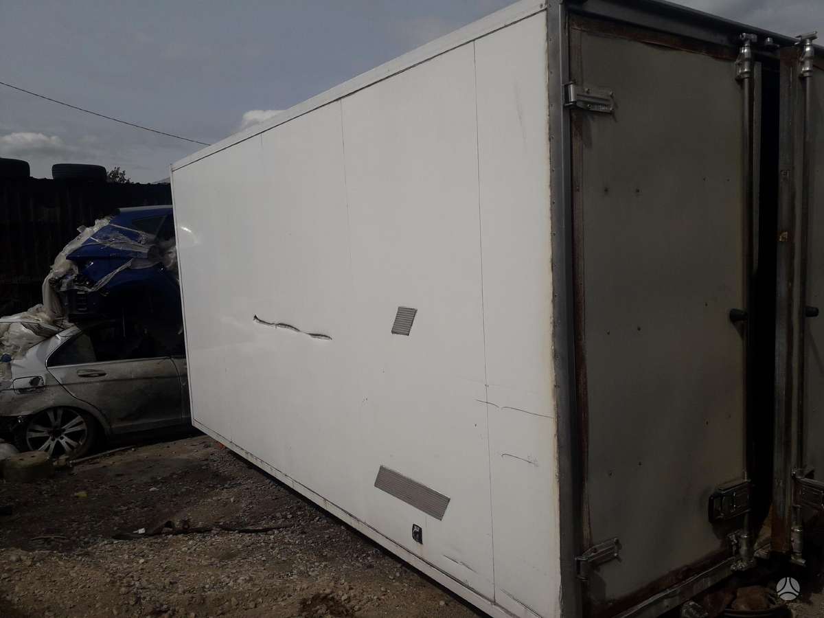 Iveco Daily 220x220x425