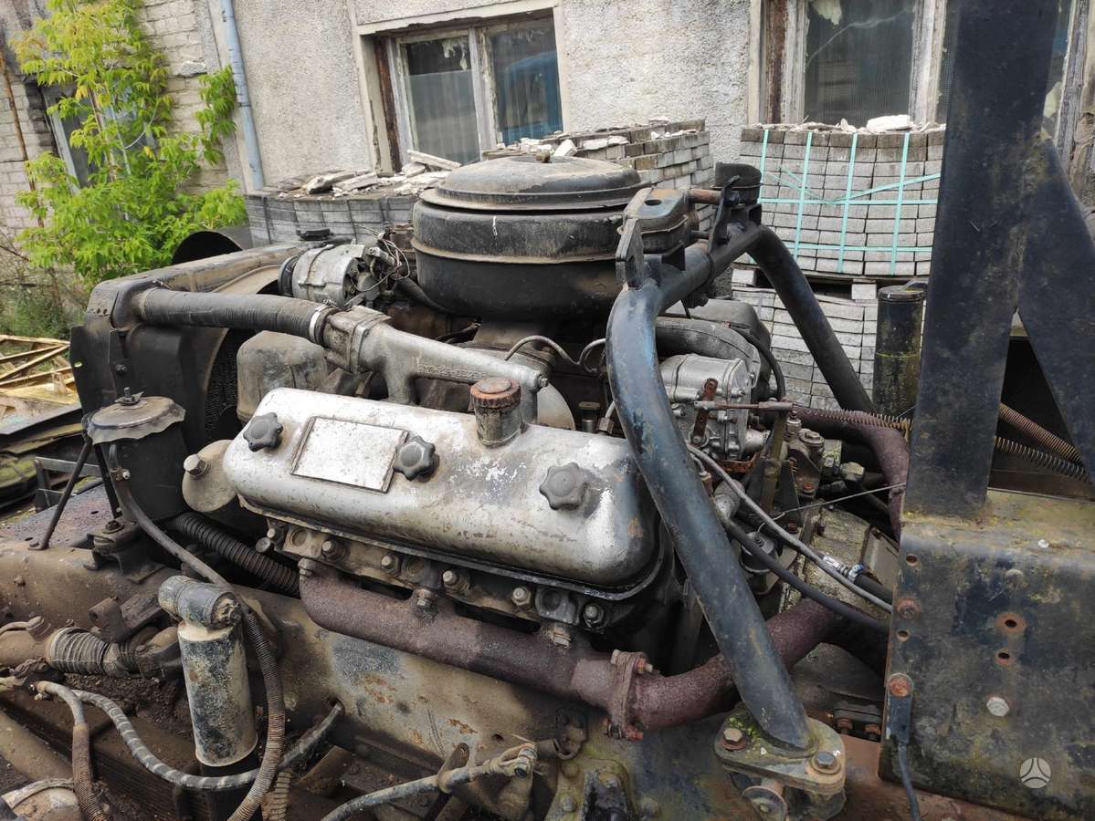 MAZ 500 XXL, crane