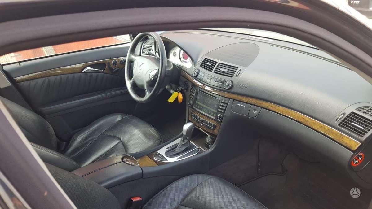 Mercedes-Benz E220 Europa