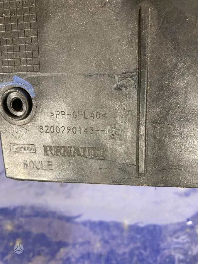 Renault Clio детали кузова