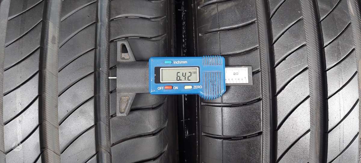 Michelin, summer 235/40 R19