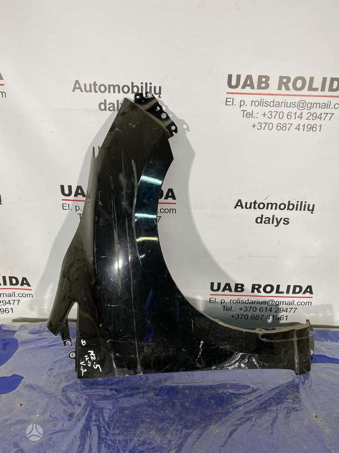 Mazda 5 детали кузова