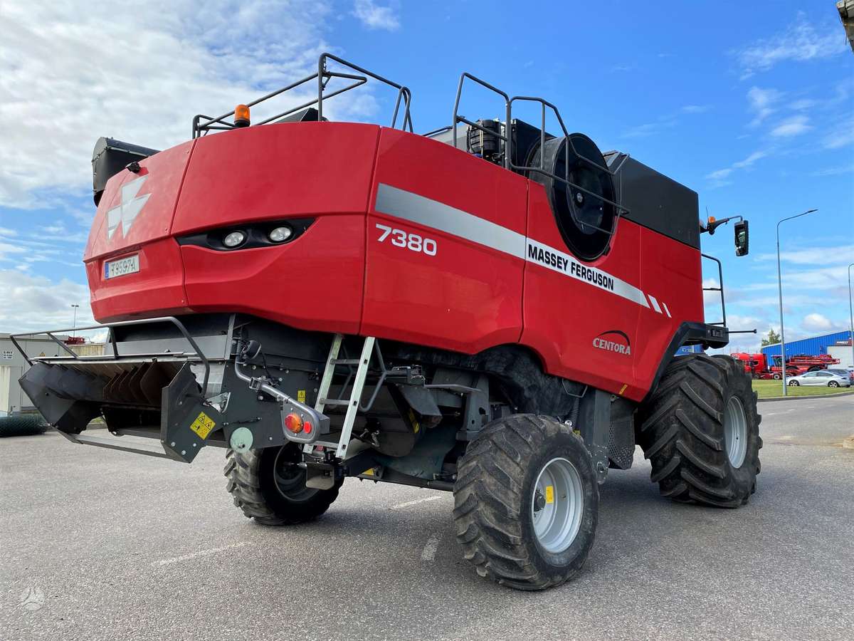 Massey Ferguson Centora 7380, комбайны