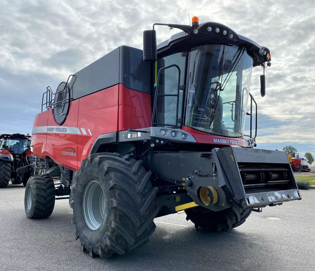 Massey Ferguson Centora 7380, комбайны
