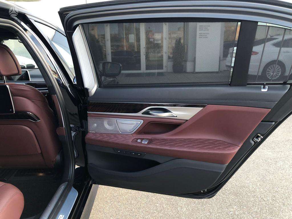BMW 760, 6.6 l., Лимузин