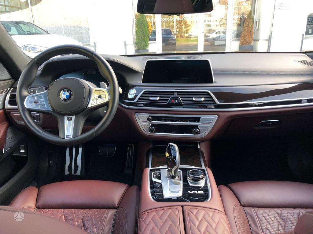 BMW 760, 6.6 l., Лимузин