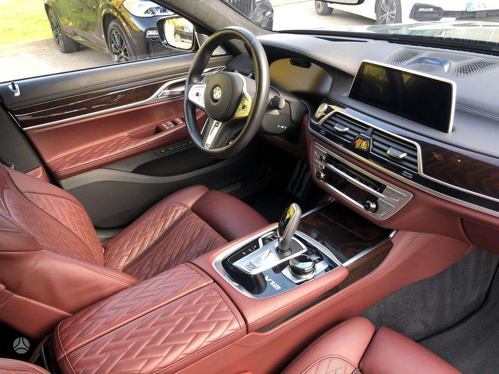 BMW 760, 6.6 l., Лимузин