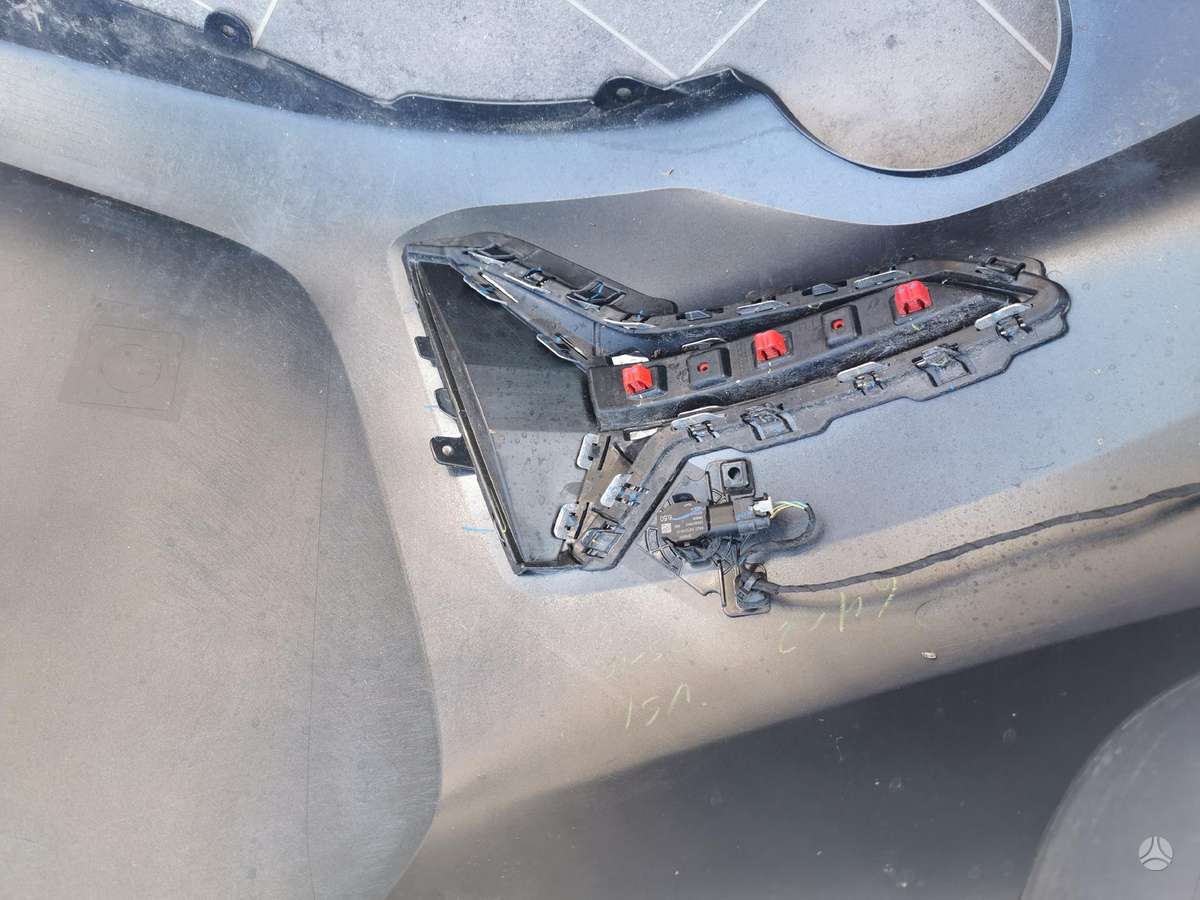 BMW 3 serija детали кузова