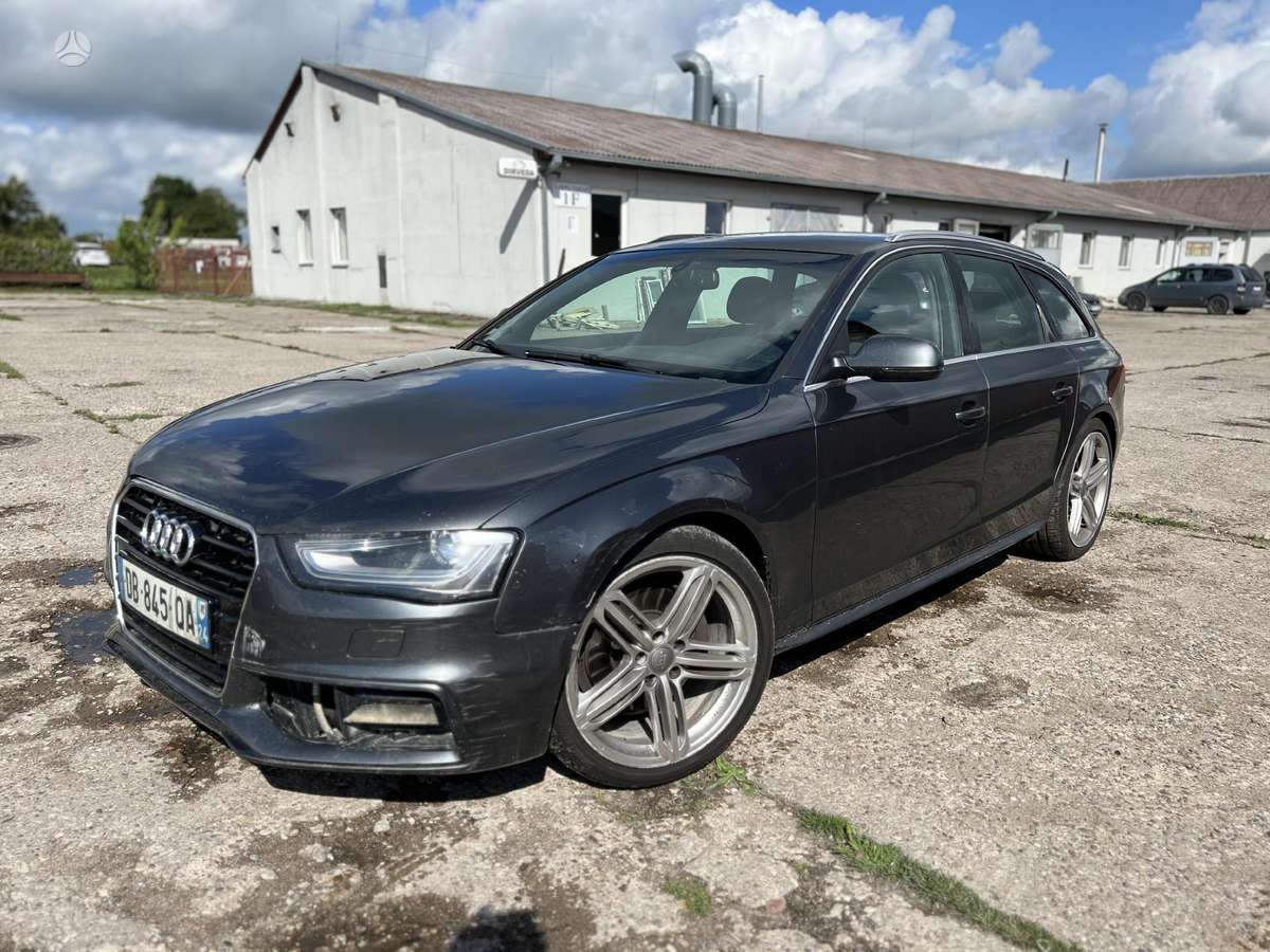 Audi A4, CDUC