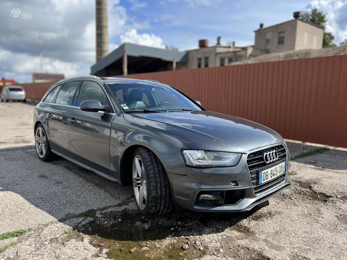 Audi A4, CDUC