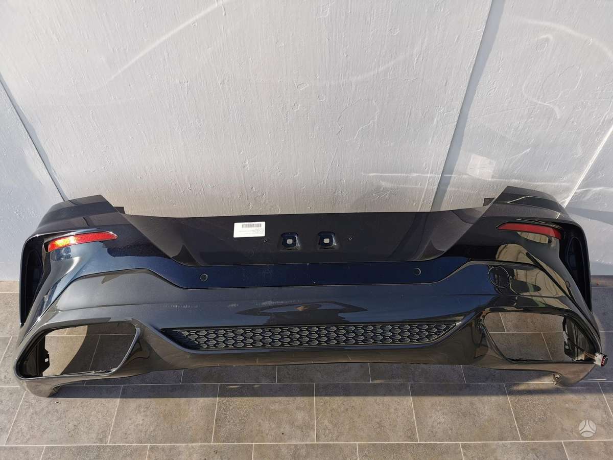 BMW 8 serija детали кузова