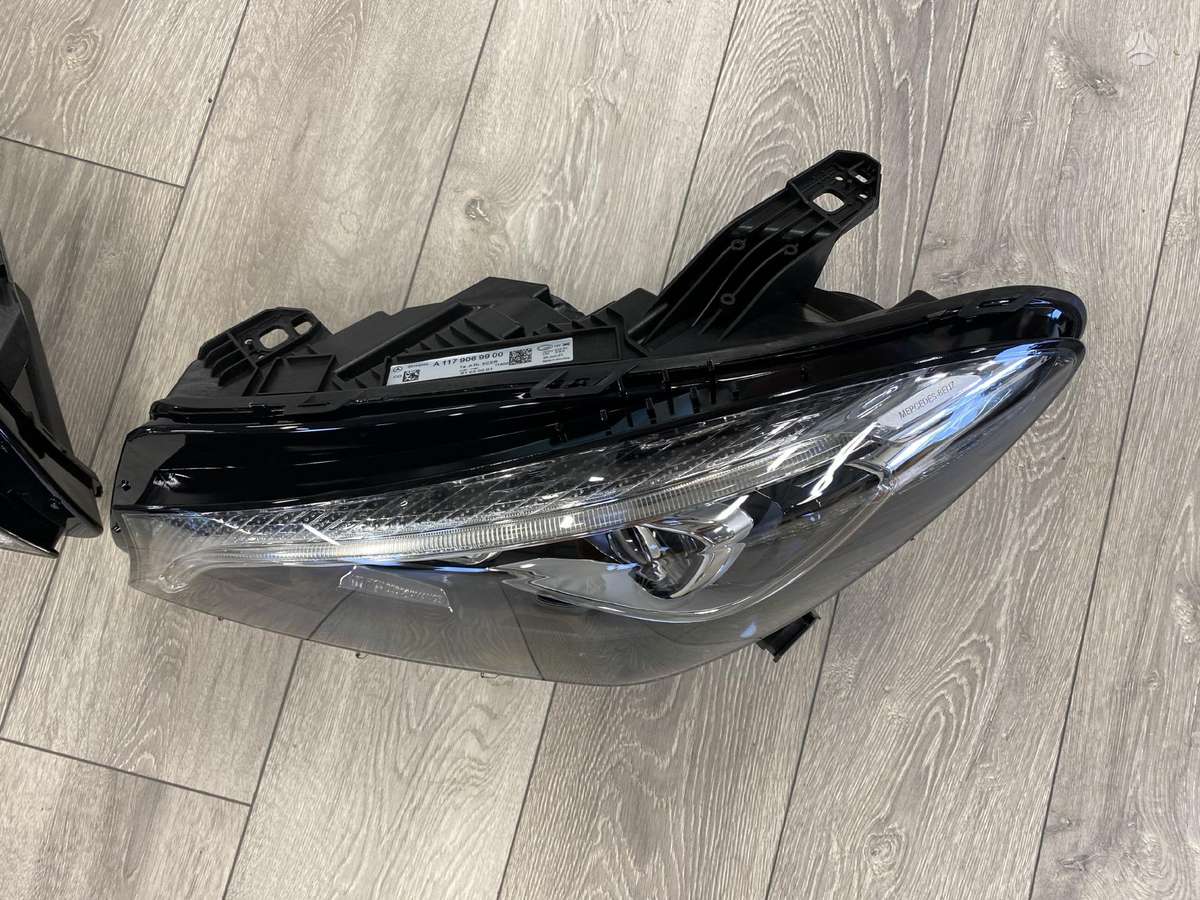 Mercedes-Benz CLA klasė lights