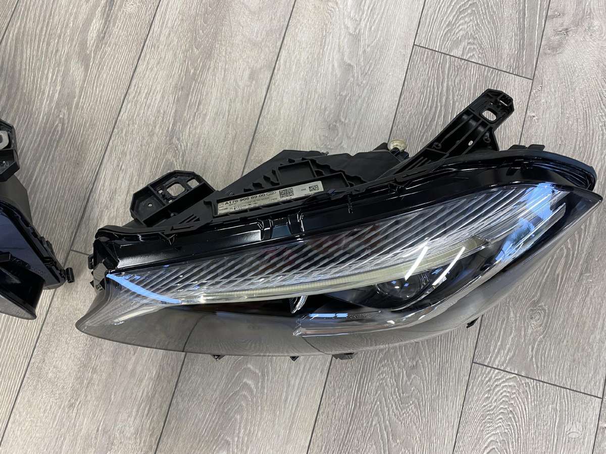 Mercedes-Benz A klasė lights