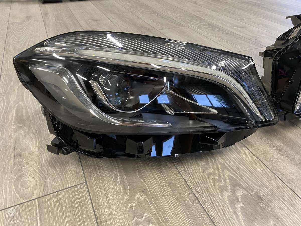 Mercedes-Benz A klasė lights