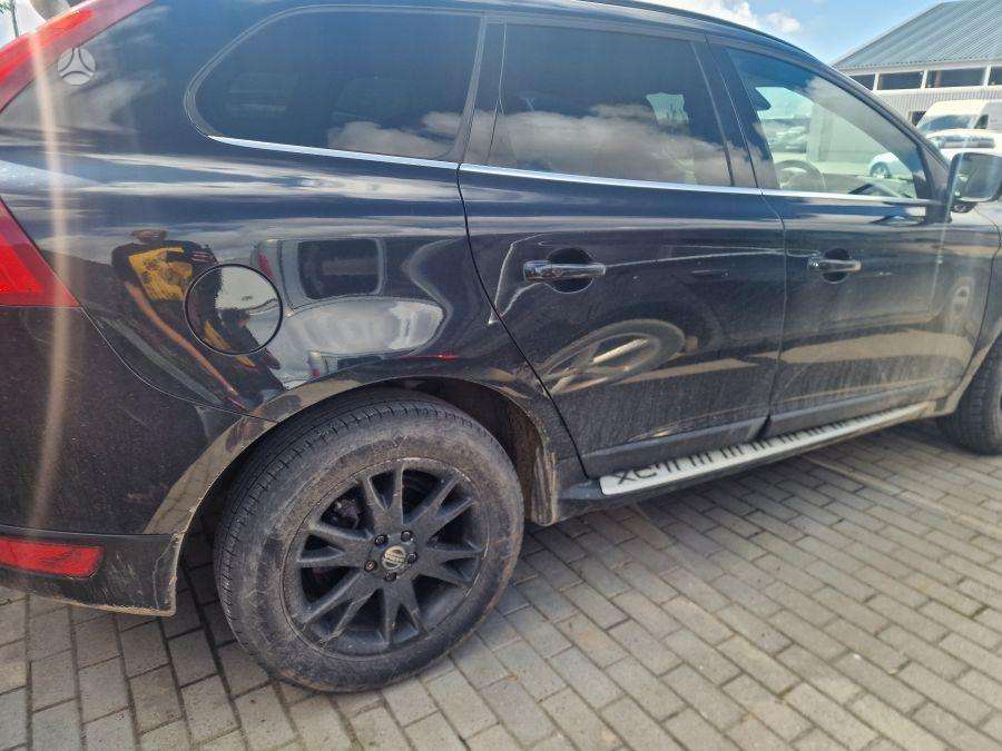 Volvo XC60 for parts. D5244t5